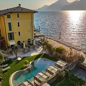 Front **** Brenzone sul Garda