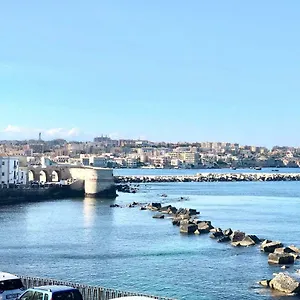 Nettuno , Syrakus Italien