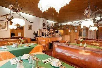 Hotel De Len Cortina dʼAmpezzo
