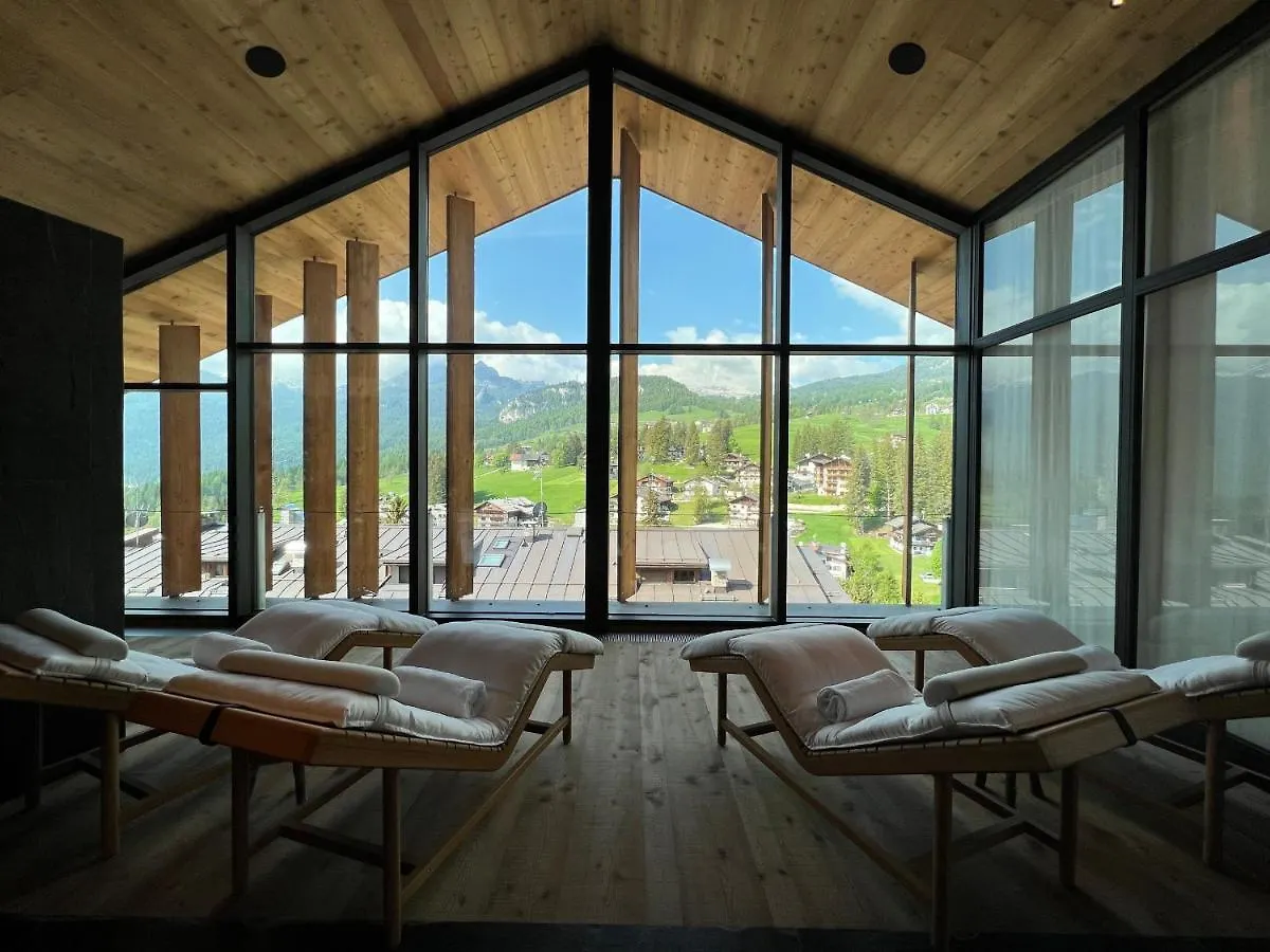 Hotel De Len Cortina dʼAmpezzo